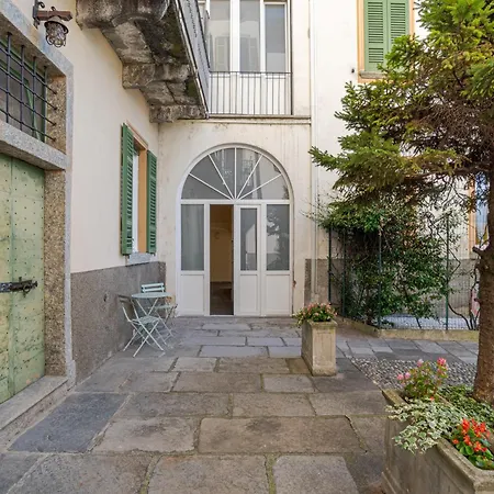 Casa Dell' Artista * סלה קומצ'ינה