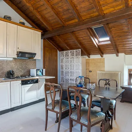 Apartment Casa Dell' Artista Sala Comacina